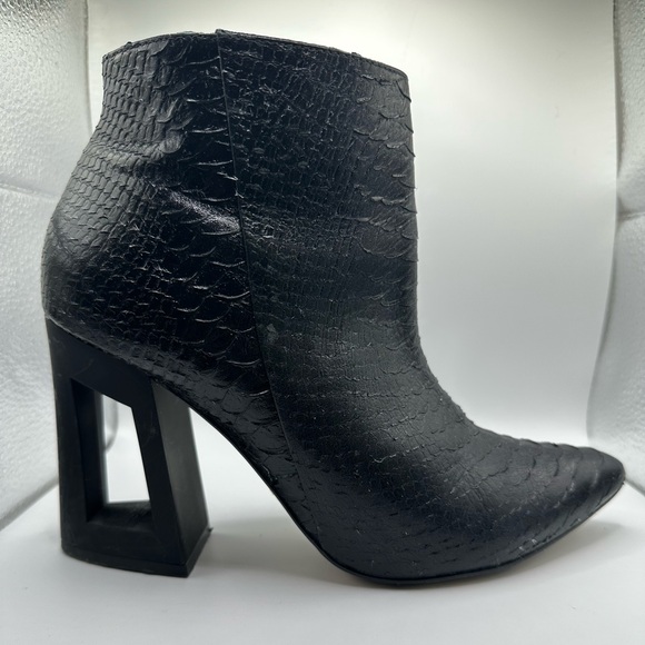 Vicson Delphine Boots, Black - Picture 2 of 12